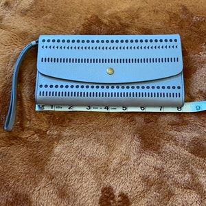 Fossil Wristlet Grey